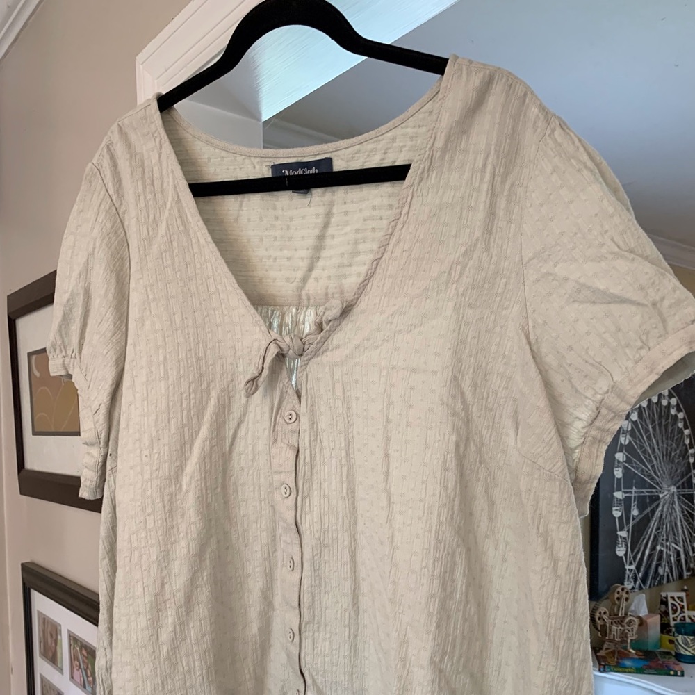 ModCloth Sage Green Short Sleeve Button Down Shirt with Tie